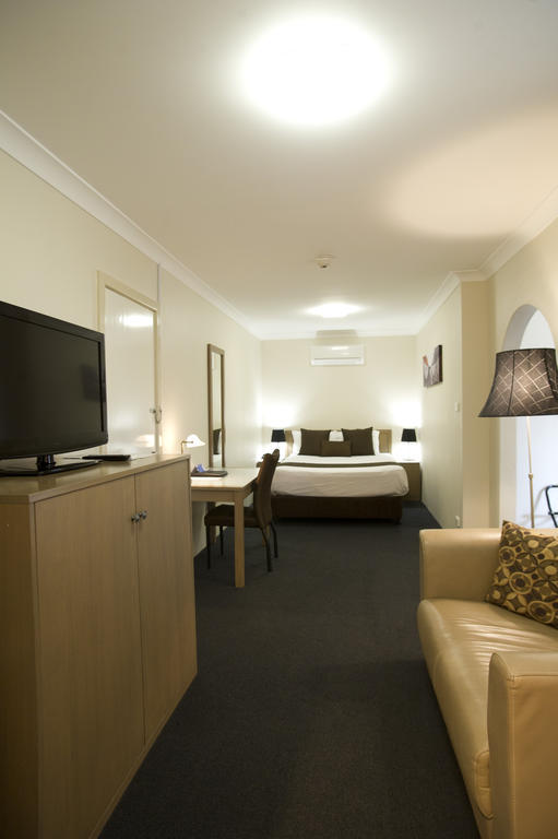 Noah'S Mid City Motor Inn מוסוולברוק מראה חיצוני תמונה